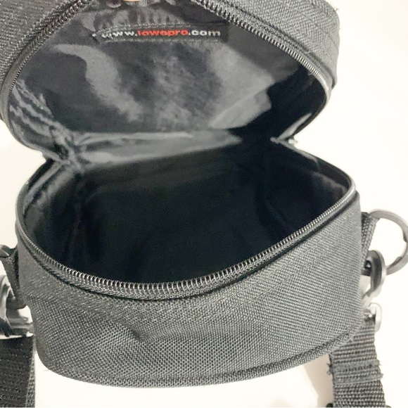LOWEPRO Express Series EX60 Digital Camera Case Gadget Bag Zip Closure Durable - Picture 8 of 13